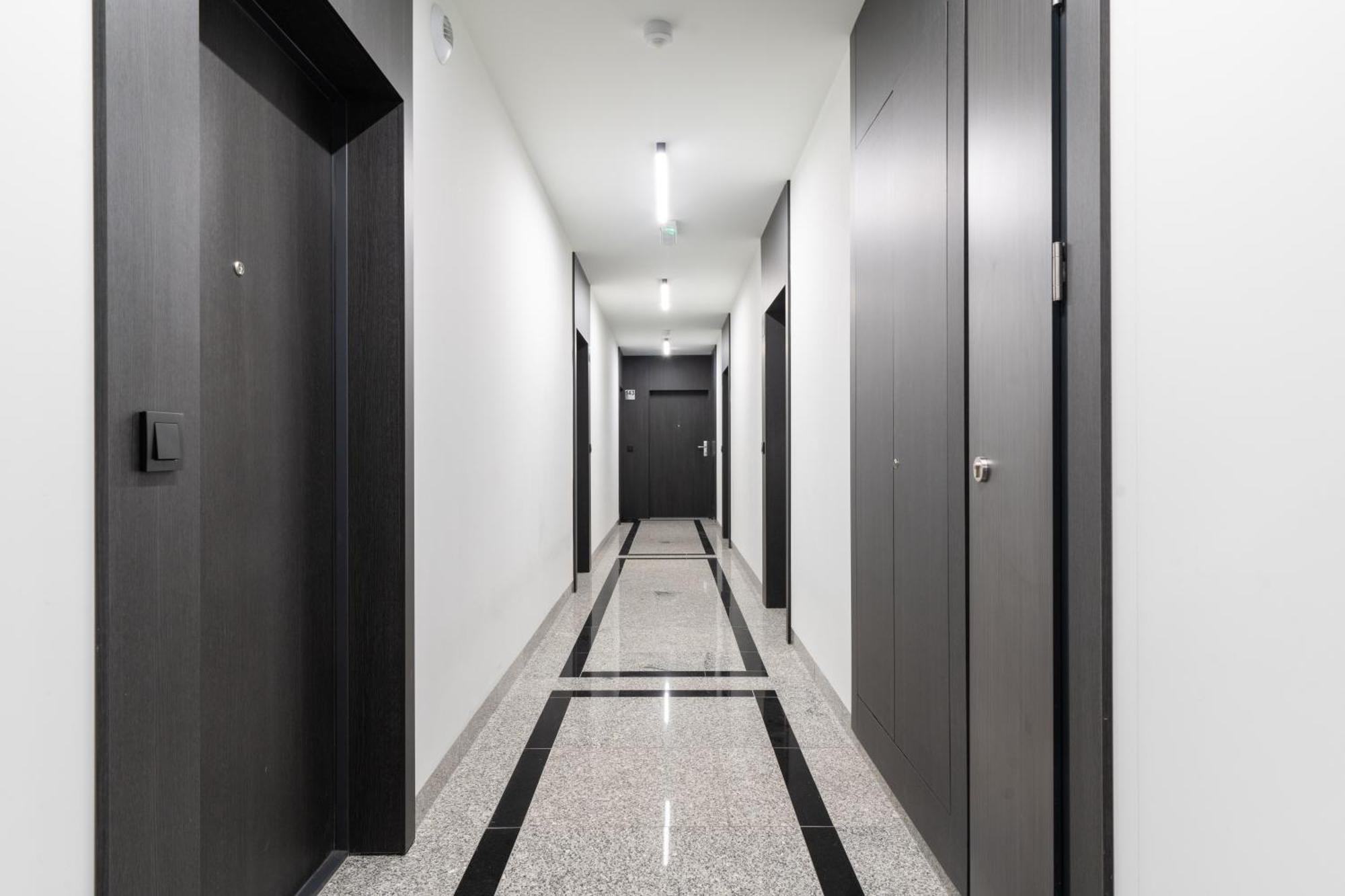 Lineburg Villa Apartments Varšava Exteriér fotografie