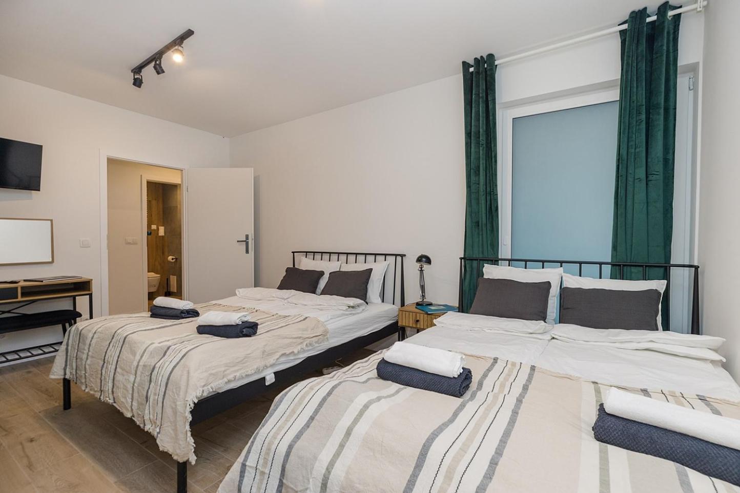 Lineburg Villa Apartments Varšava Exteriér fotografie